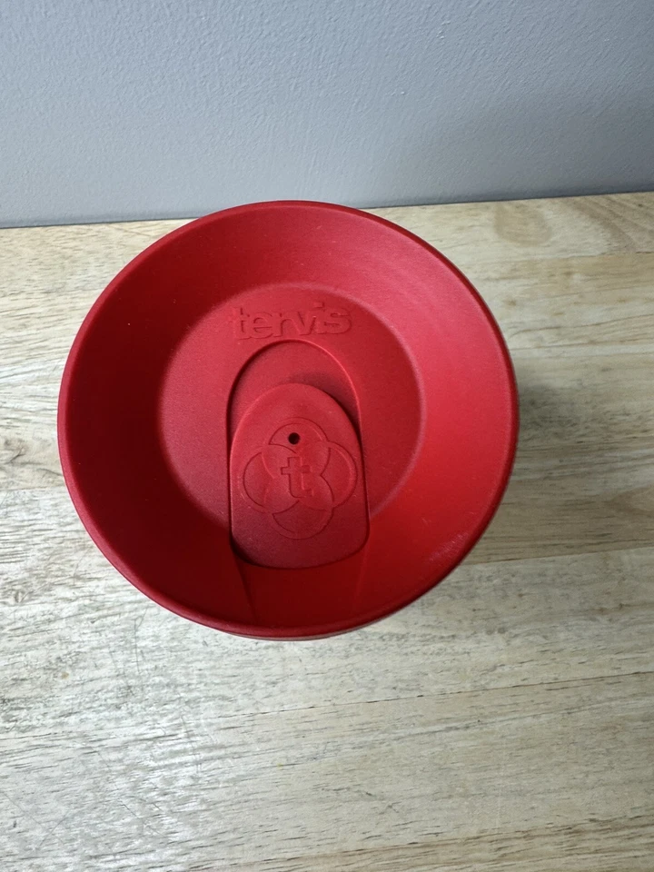 Vaso Tervis 16 OZ Don’t Stop Believing rojo Foto 3 de 3