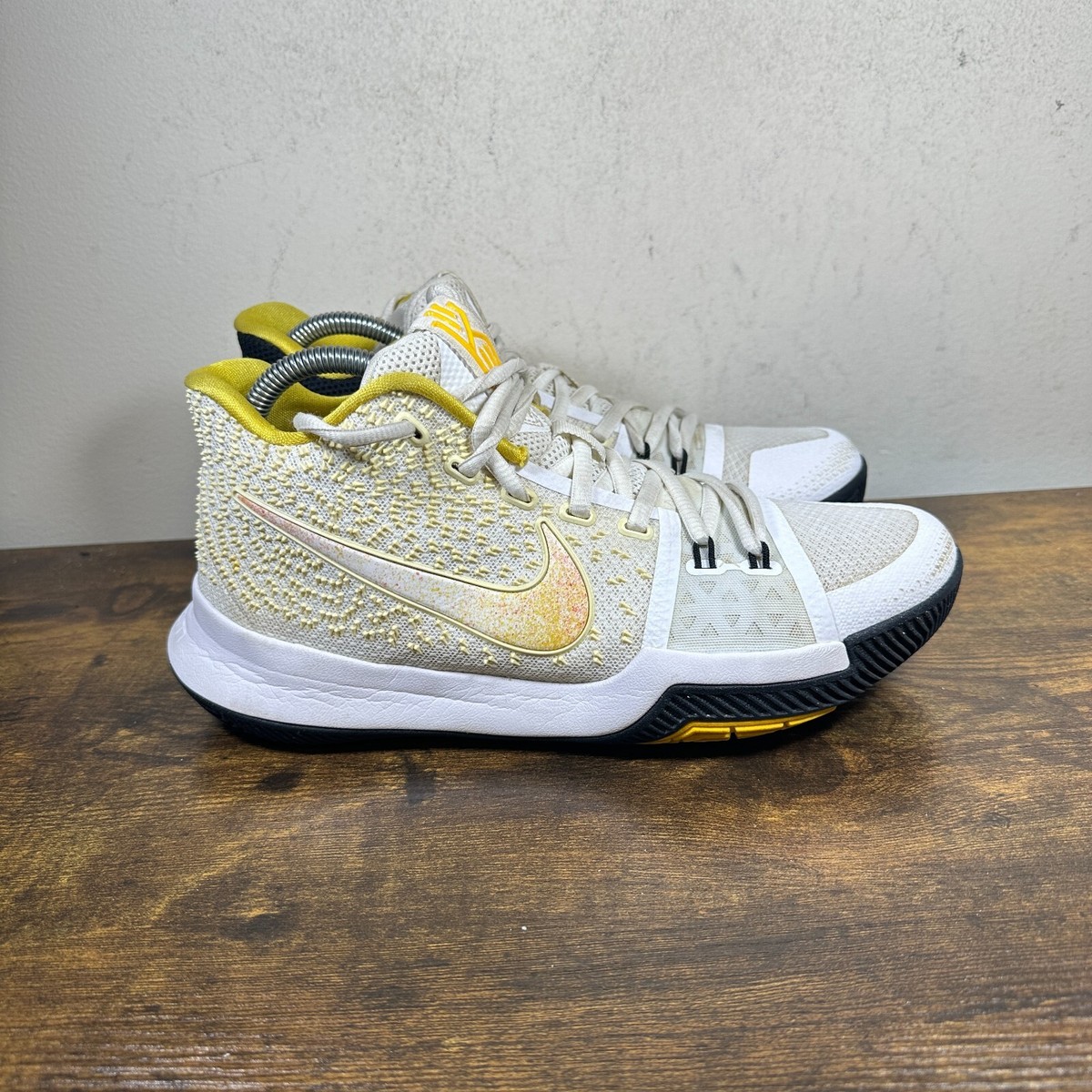 yellow kyrie 3