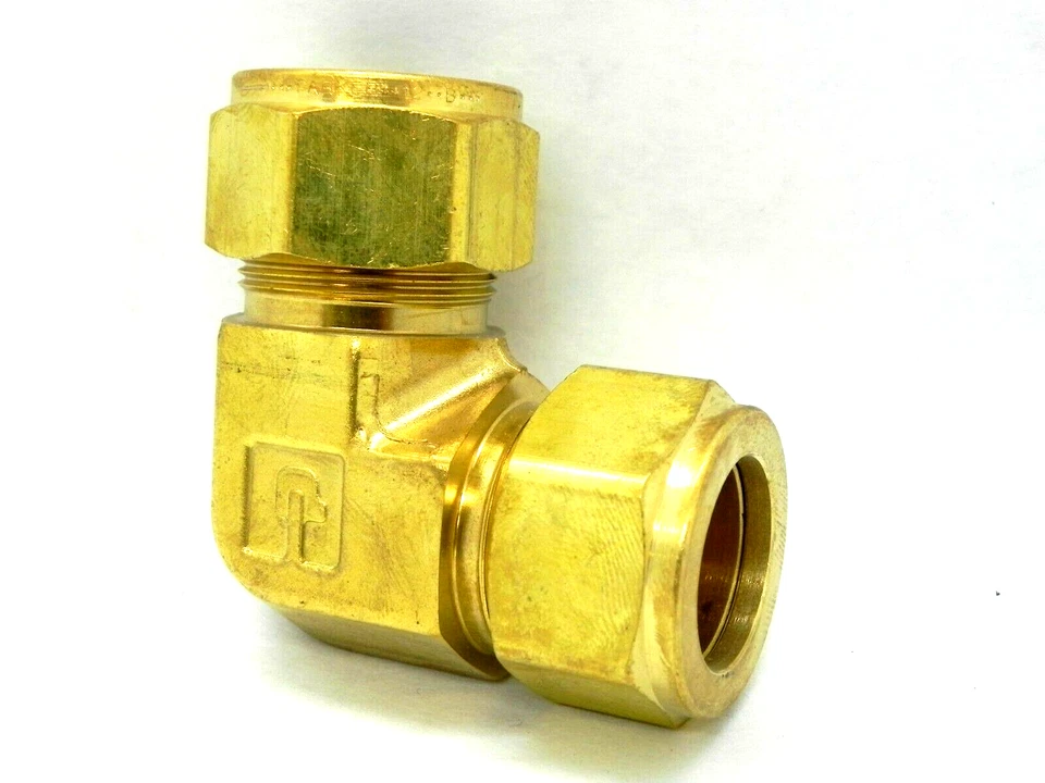 Parker CPI 12-12 EBZ-B Brass Union Pipe Elbow 3/4" Tube 1-1/16" Hex (HR) - Image 2 of 4