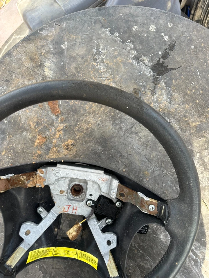 95-99 ECLIPSE TALON 2G DSM Steering Wheel - Image 2 of 3