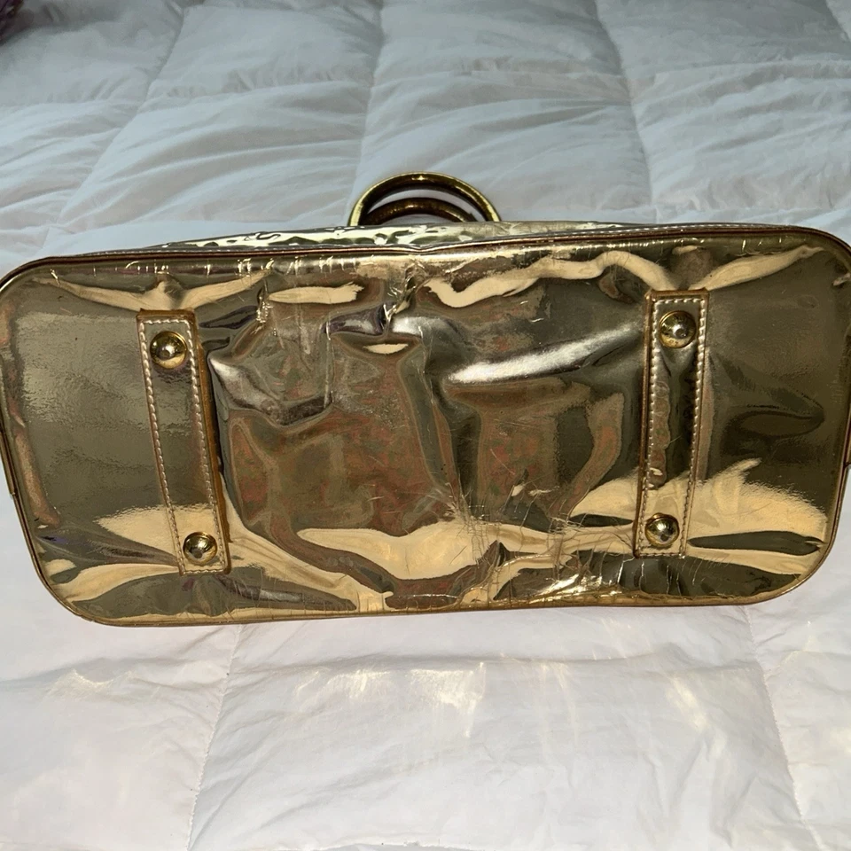 Bolso de Mano Louis Vuitton Monograma Miroir Alma GM Dorado Foto 4 de 4