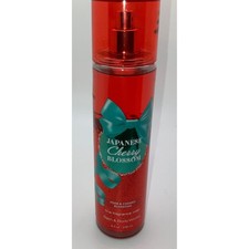 Bath  Body Works Japanese Cherry Blossom Fine Fragrance Mist 8oz Red Holiday Ed