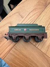 Triang R37 tender for R354 Lord Of The Isles loco