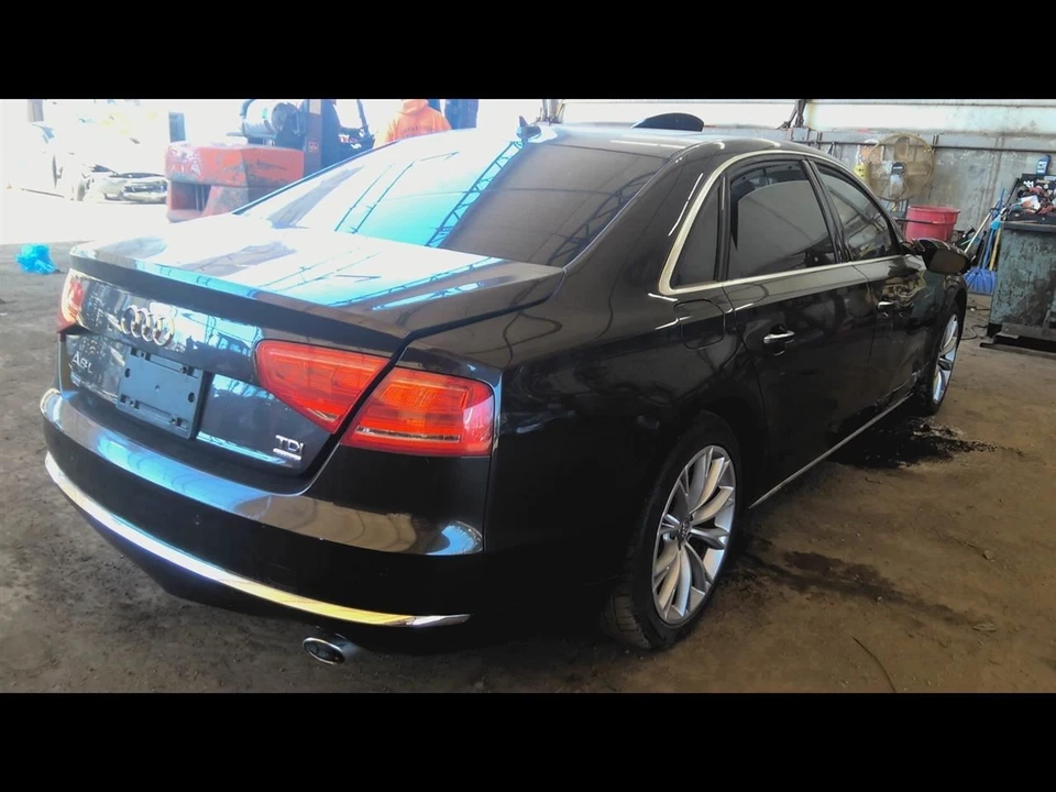 (LOCAL PICKUP ONLY) Hood Fits 11-14 AUDI A8 6504010 — 第 4/4 张图片