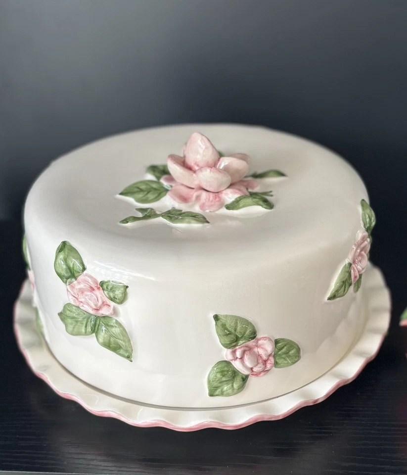 Hermoso Plato y Cúpula para Pastel Rosa Porcelana - Hecho en Portugal Foto 2 de 4