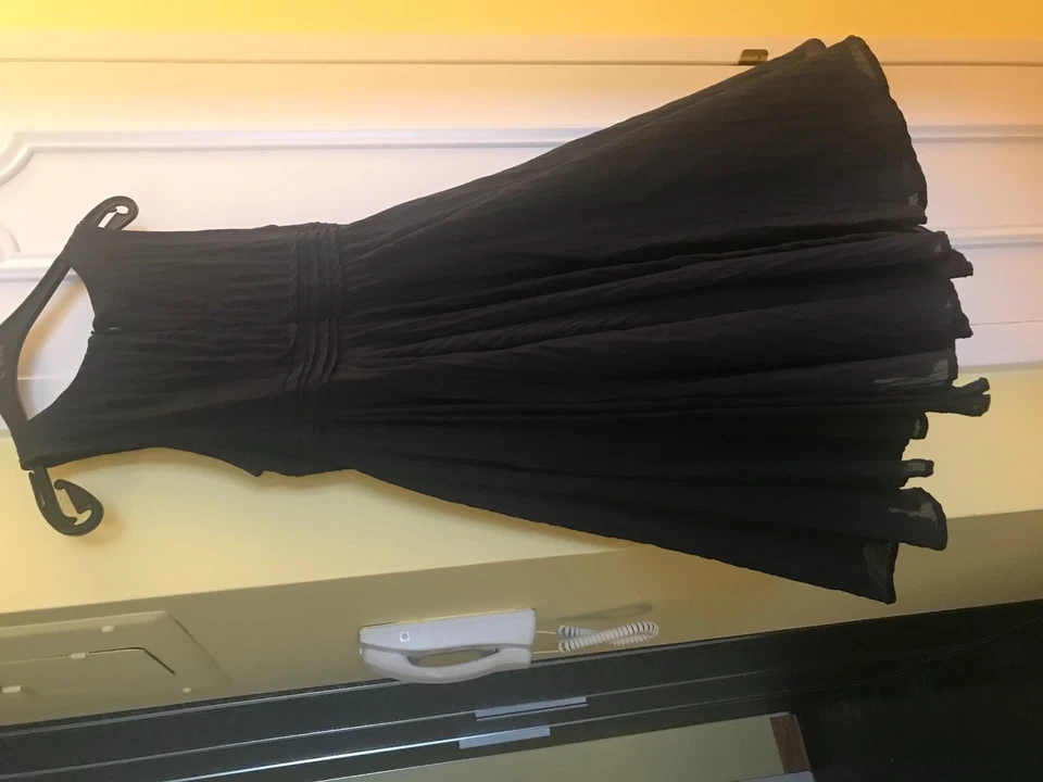 全新无标签 全新 128 7/8 3 年 Jottum SARISONU 海军蓝 旋转 连衣裙 女孩 荷兰! — 第 3/4 张图片