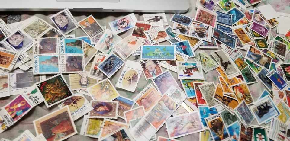 50 Different Canada Modern Stamps Colourful  From The Like Shown. - Image 4 of 4