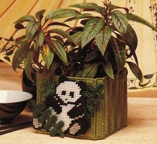 Plastic Canvas Safari Zoo Planter Tote Turtle Gator Lion Panda Giraffe Patterns