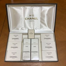 CHANEL No. 5 Savon Perfumed Bath Soap & perfume SET vintage