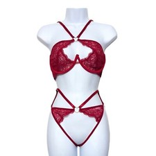 NWT Frederick's of Hollywood Red Lace Lover Bra  Panty Set S/M