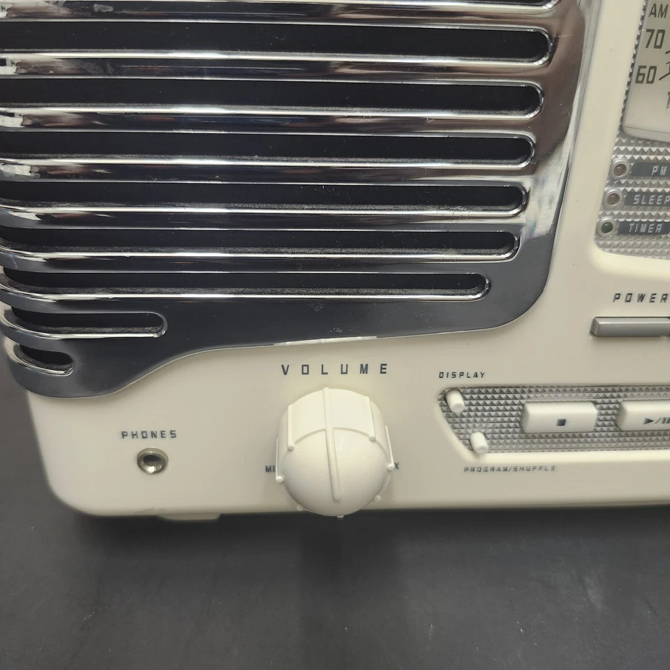 Vintage Black TEAC SL-D80 Deluxe AM/FM Stereo Radio CD Player Fully Functional  - Image 4 of 4