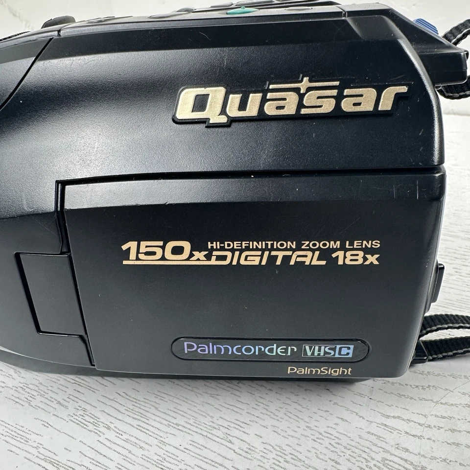 Quasar Palmcorder VhsC Palmsight VM-L450 Tested Works No Battery Camcorder - Image 3 of 4