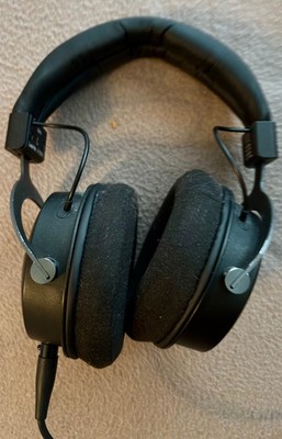 Beyerdynamic DT 1990 Pro Studiokopfhörer mit Dekoni Velours Ohrpolstern