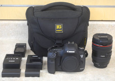 Canon EOS 5D Camera Kit with 24-105mm 1:4 Zoom Lens Pre-owned FREE SHIPPING