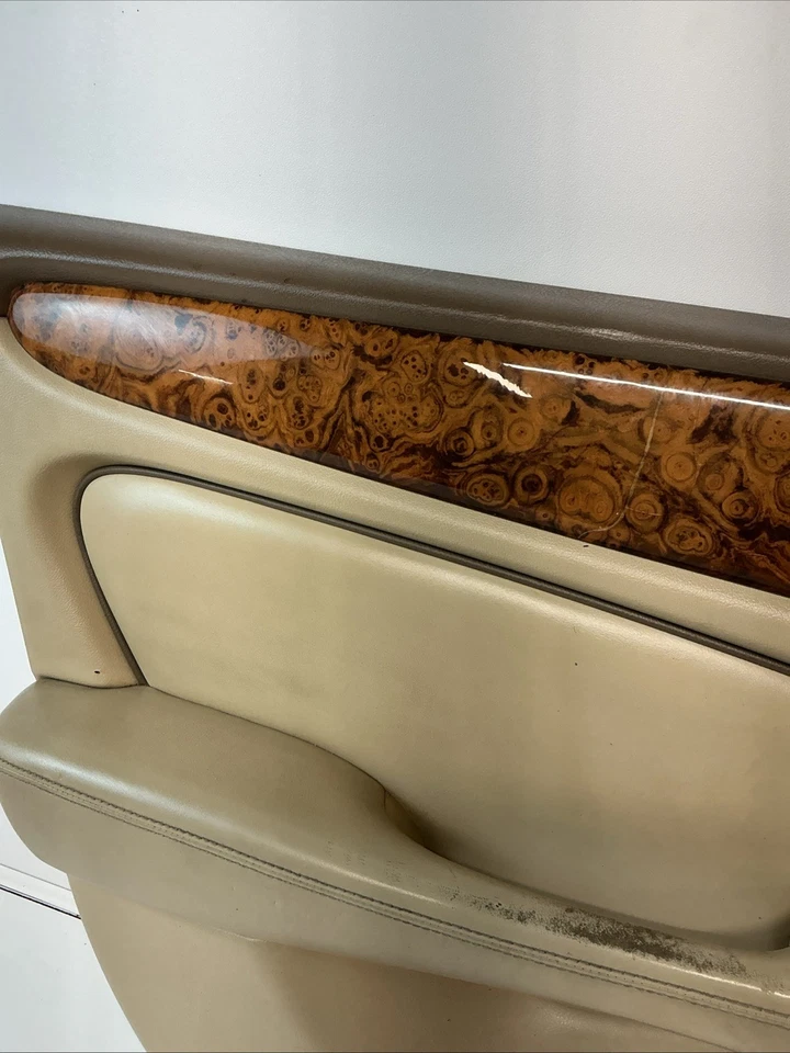 04-09 JAGUAR XJ8 XJR LEFT FRONT INTERIOR PANEL - Image 2 of 4