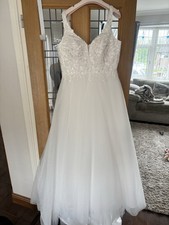 Elite Bridal Phoenix Wedding Dress  Size 16  Brand new Never worn In dress bag