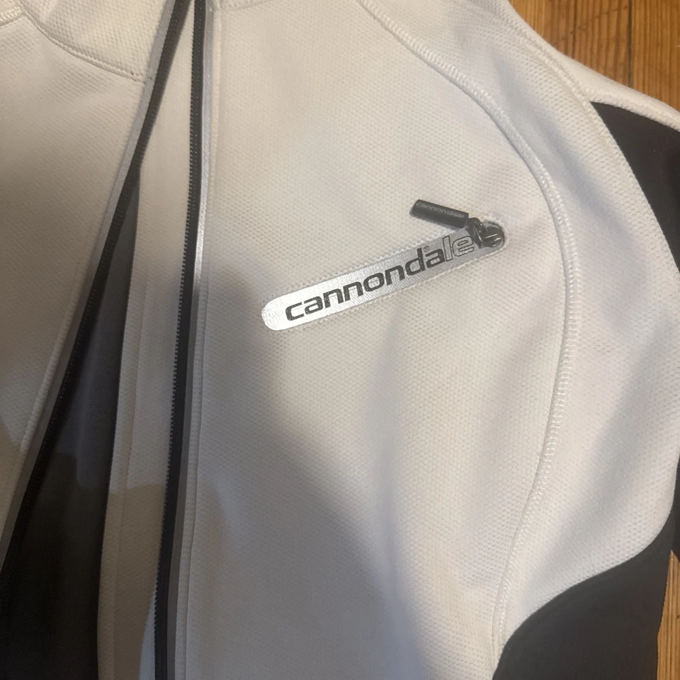 Cannondale Carbon Cycling Protective Men's M medium Jacket Black white padded - Image 3 of 4