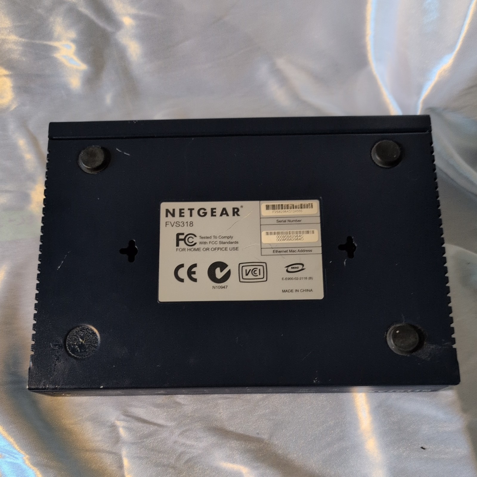 Netgear ProSafe FVS318 8-Port&nbsp;10/100Mbps VPN Firewall Switch Tested Working