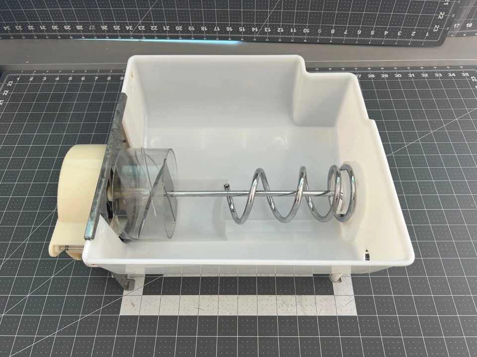 GE Refrigerator Ice Bucket Assembly P# WR17X4312 - Image 2 of 4