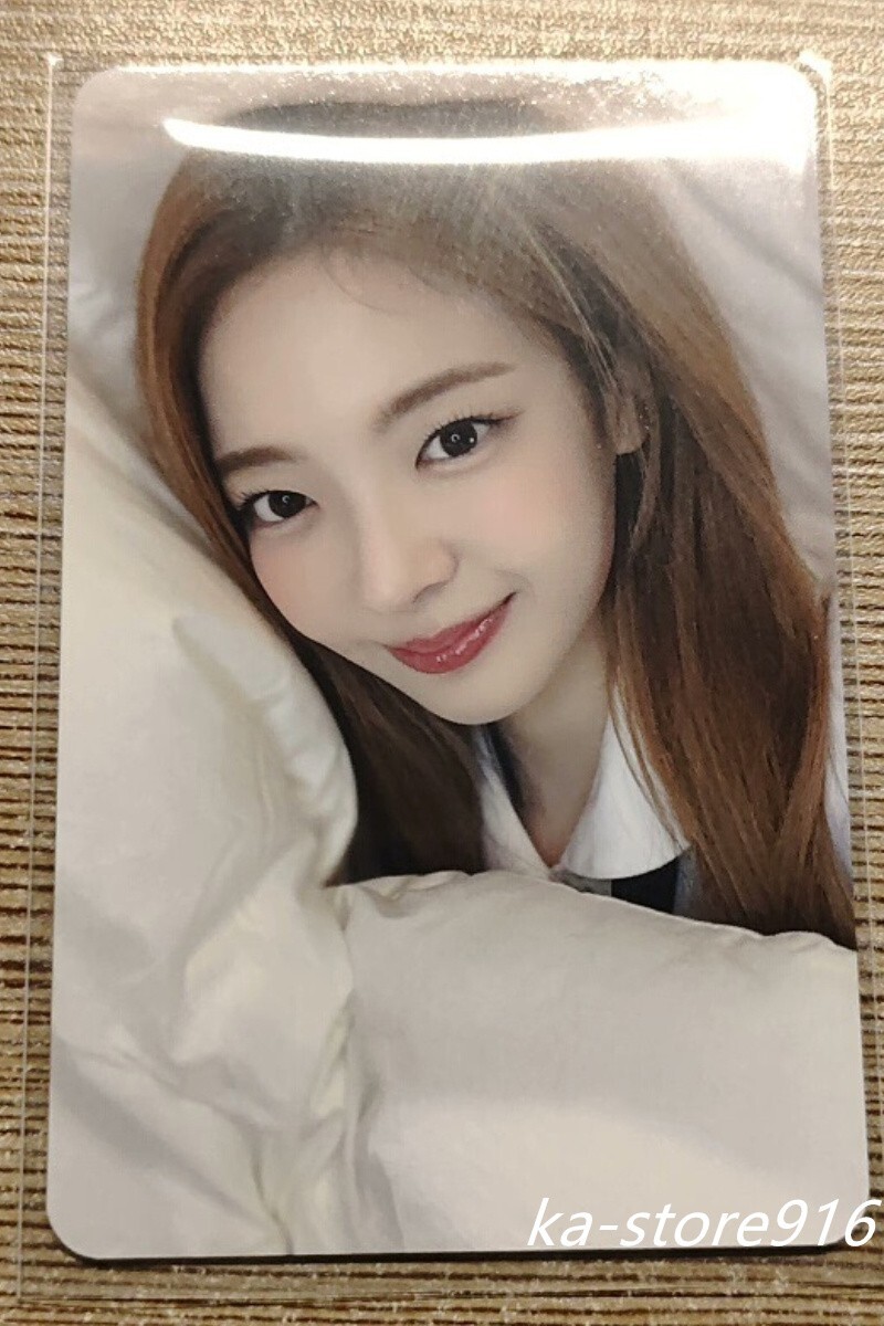 ITZY GOLD 9th Mini ALBUM MAKESTAR BLANKET POB Chinese Back