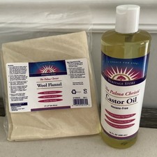 Palma Christi Castor Oil 16 oz & Wool Flannel (12 x 27 in) by Heritage Store