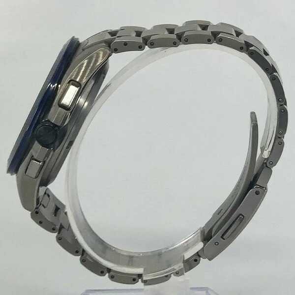 Citizen Eco-Drive Bluetooth function solar watch - image 4