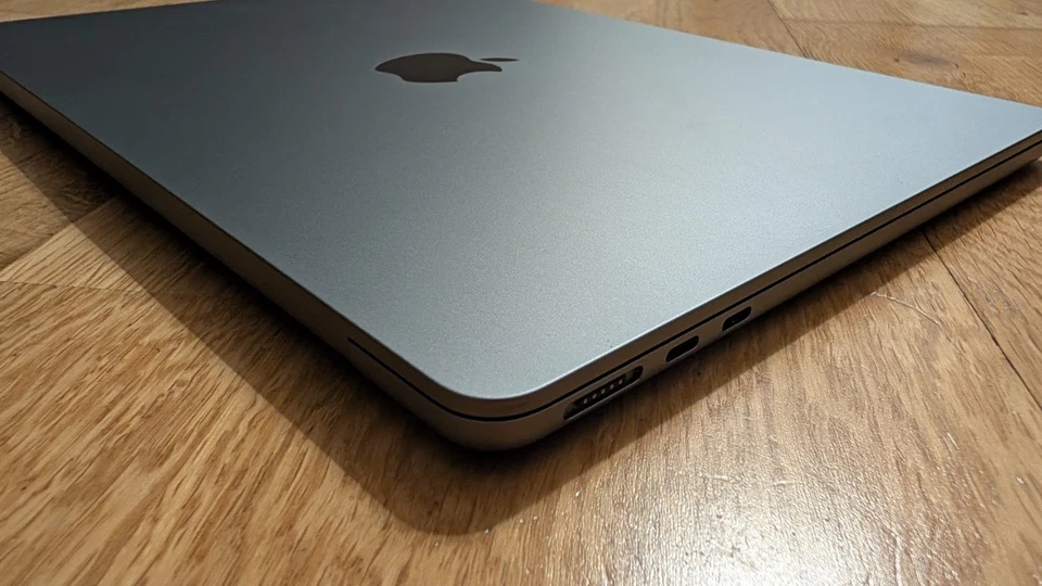 Apple MacBook Air 13" M3 · 8GB · 256GB, Foto 4 von 5