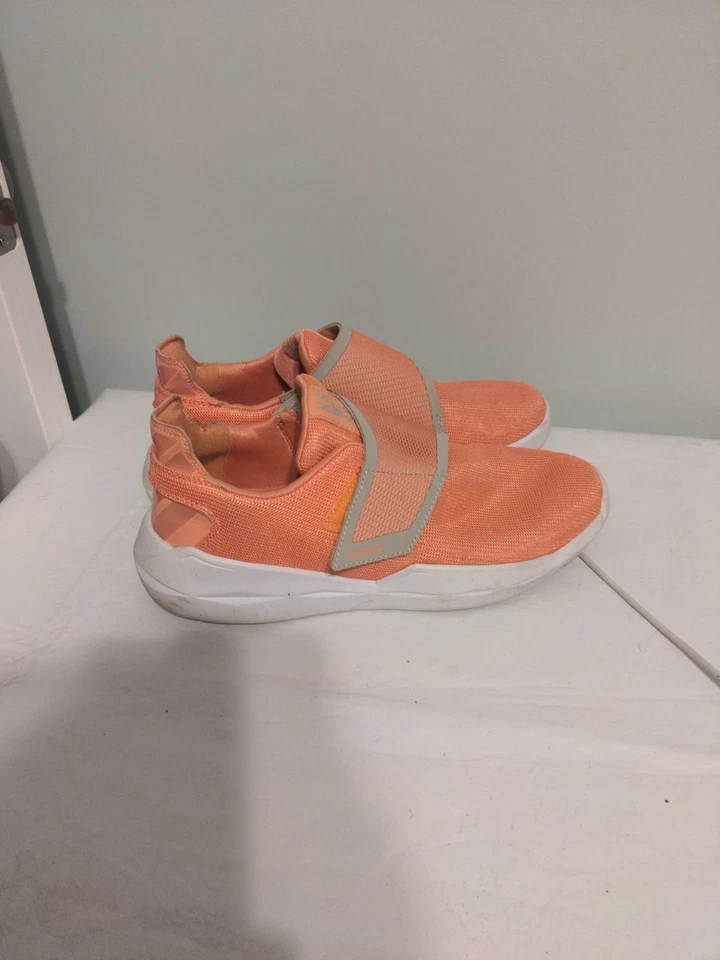 Espuma de pelúcia feminina Kswiss EUA clássica alça funcional pêssego/rosa/cinza 10 - Imagem 4 de 4