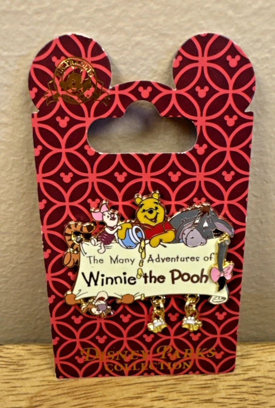 Disney Parks The Many Adventures of Winnie The Pooh Bees Dangle Pin 2008 NEW