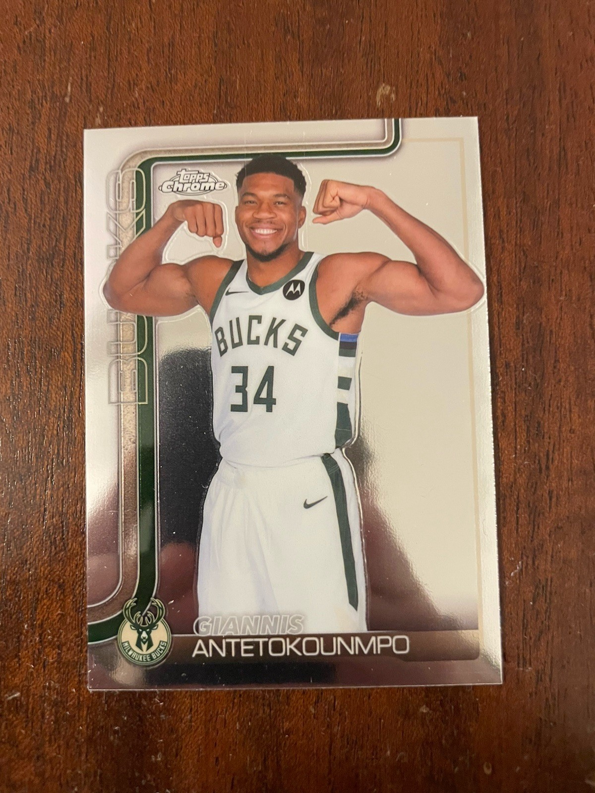 2025-26 Topps Chrome Basketball Giannis Antetokounmpo SSP Image Variation