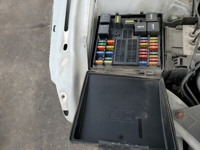 2006 2007 2008 2009 JAGUAR XJ8 XJ8L VANDEN PLAS  FRONT FUSE BOX 5W93-14A073-AB