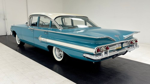 1960 Chevrolet Impala 4 Door Sedan - Picture 3 of 12