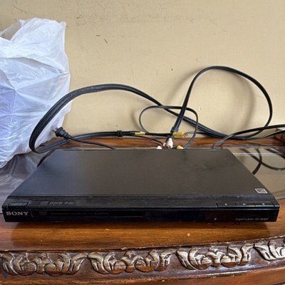 Sony DVP-SR200P DVD Player Black Composite Video RCA Stereo Audio CD DVD