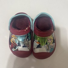 Anna And Elsa Crocs Size 6/7