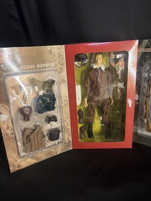 Elite Force WWII Pearl Harbor Japanese Navy Pilot Figure Lot 2