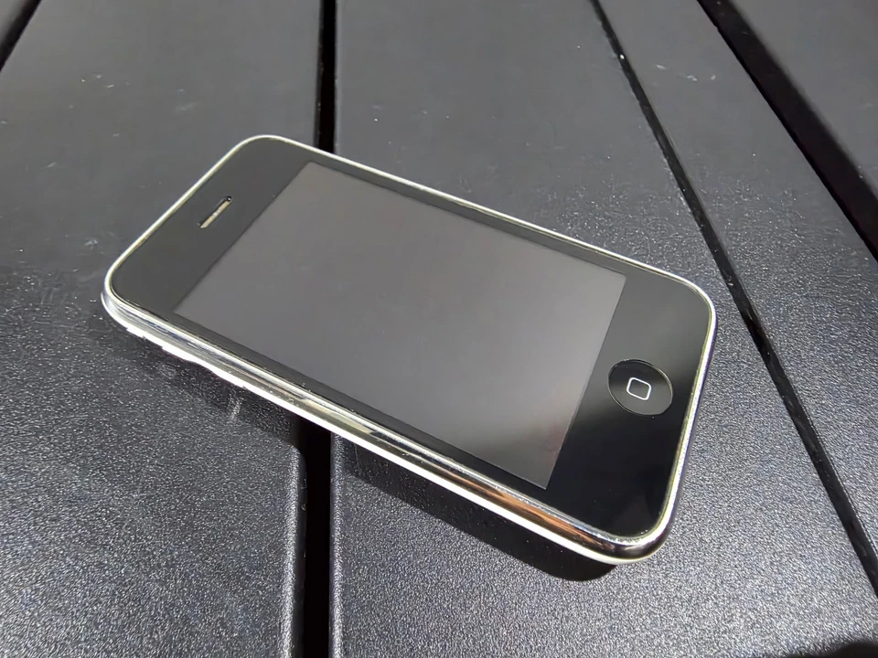 De Colección Apple iPhone 3G - 16GB - Blanco (GSM) RARO IOS 2.0 - Excelente Estado - Reparación Foto 3 de 4