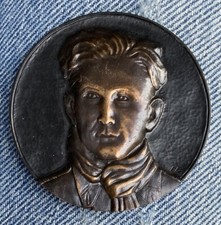 MEDAILLE EN BRONZE @ COLONEL FABIEN ( PIERRE GEORGES ) @ FTPF @ MEDAL WWII