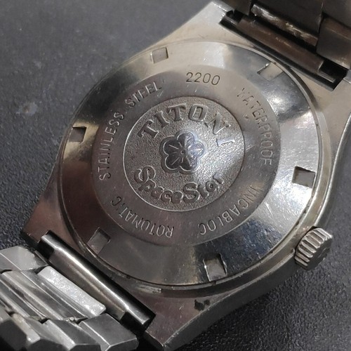 RARE TITONI SPACE STAR Rotomatic 2200 21J Day Date Linen Dial Vntage Swiss Watch - Picture 4 of 5