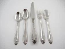 Oneida Community HEIRESS Stainless Steel Glossy Flatware Your Choice of Pieces