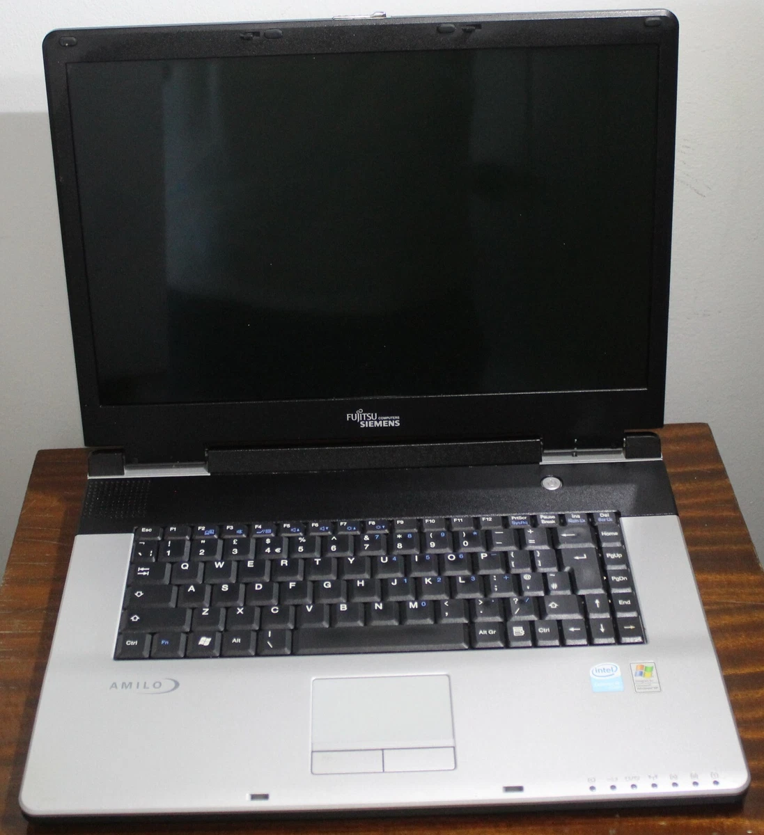 Fujitsu Windows XP Intel Core 2 Duo PC Laptops & Netbooks for