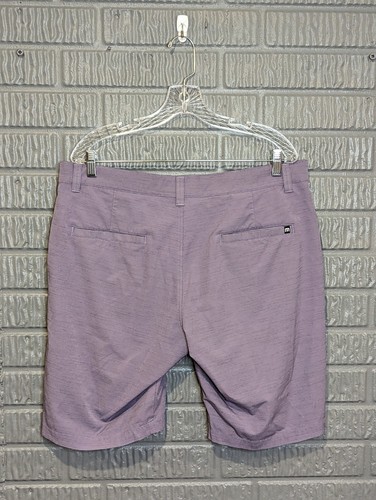 Travis Mathew Shorts Mens 36 Purple Performance Golf Shorts Polyester Outdoor - Picture 2 of 8