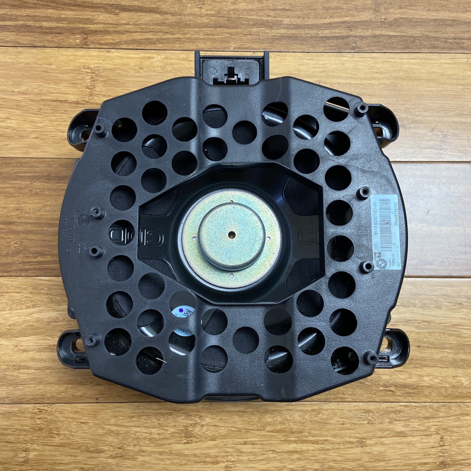 BMW X5 F15 xDrive 30d 2018 RHD Subwoofer Speaker 9287757 10695149 