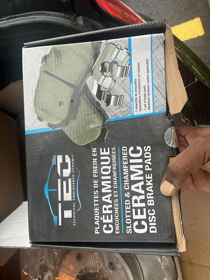 Kit de pastillas de freno y rotor BMW 528xi Foto 2 de 4