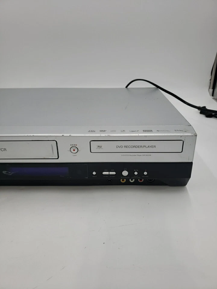 Grabadora grabadora reproductor VCR/DVD RCA DRC8320N para reparación de piezas - no enciende Foto 4 de 4