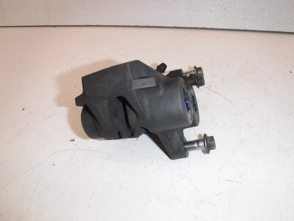 01-05 PINZA FRENO DELANTERO DERECHO YAMAHA FZ1 Foto 3 de 4
