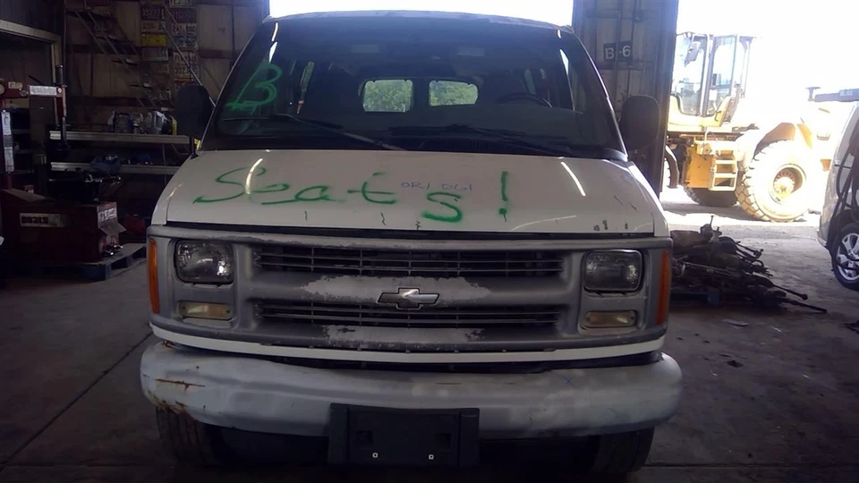 Used Right Sun Visor fits: 2001 Chevrolet Express 3500 van R. vinyl Right Grade - Image 4 of 4