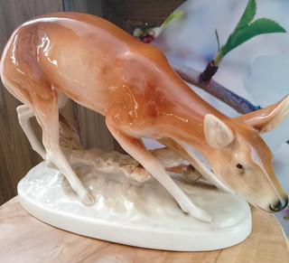 wunderschönes Reh Nachlass alt Wald Jagd Deko braun Dekofigur Tischdeko