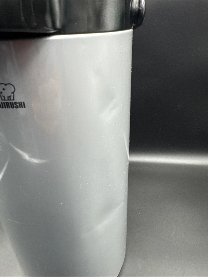 Dispensador de bebidas Zojirushi 2,2 L Air Pot giratorio AAPE-22SB Foto 4 de 4