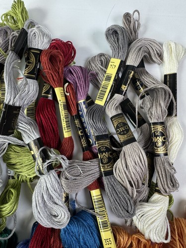 DMC Embroidery Thread Floss Lot Of 64, Smoke Free, Pet Free Multiple Of The Same - Picture 3 of 4