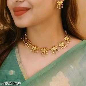 Authentic South indian jewellery gold plated choker Necklace jewellery set wit earrings